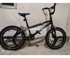 (BMX BIKE)