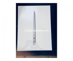 Apple macbook Air 13.3 inch silver