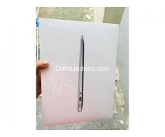 Apple Macbook Air 13.3 inch new
