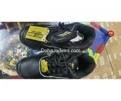 Breakers safety shoes