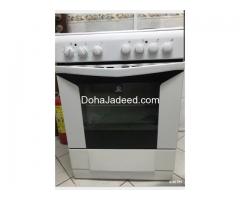 4 BURNER HOT PLATE WITH ELECTRIC OVEN RUSH SALE!! LEAVING THE COUNTRY!!!
