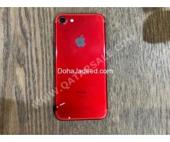 Apple iPhone 7 / 128 GB Red