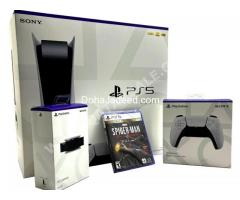 Sony - PlayStation 5 / 825 GB