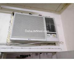 Selling good working ac with guaranty