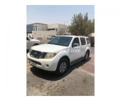 Nissan Pathfinder 2011 in a very good condition
