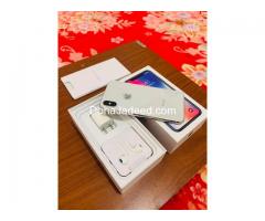 iPhone X 256 GB black and white (new)