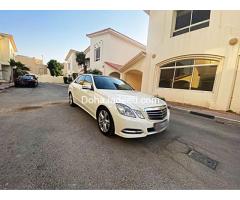 Mercedes E 300 - V6 Excellent Condition  Model : 2011