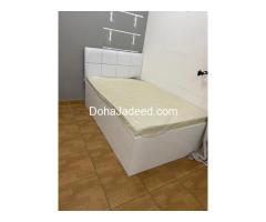 Single bed with mattress for sale very good condition