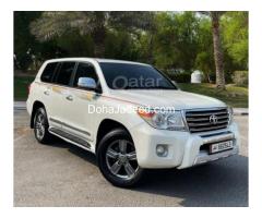 PERFECT CONDITION LAND CRUISER GXR V8 MODEL 2014