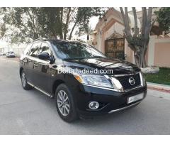 Nissan pathfinder .. 2013