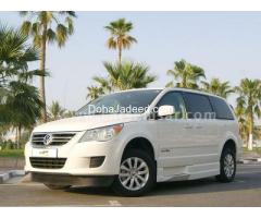 2012 Volkswagen Routan SE