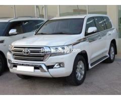 2016 Toyota Land Cruiser GXR V8